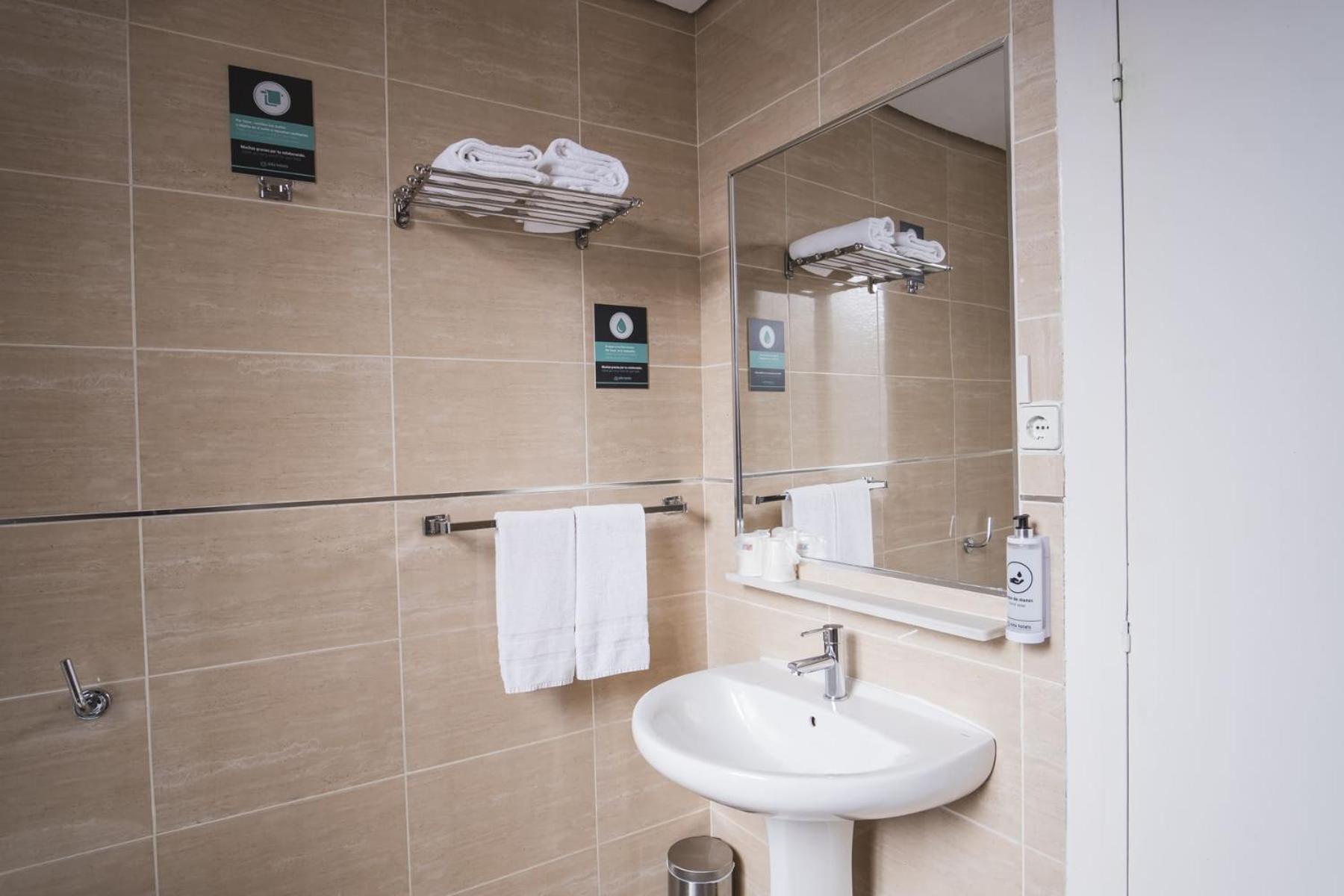 Hotel Alda Centro Ponferrada Buitenkant foto