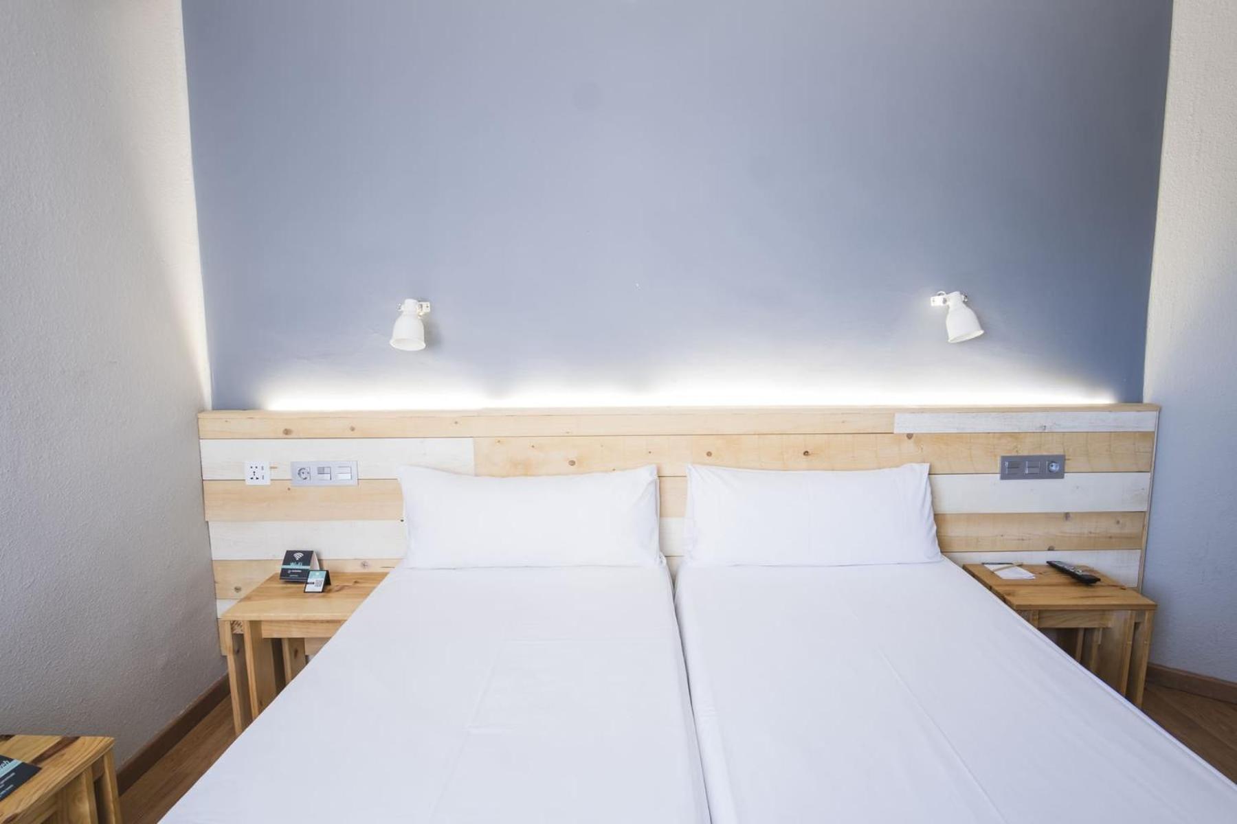 Hotel Alda Centro Ponferrada Buitenkant foto